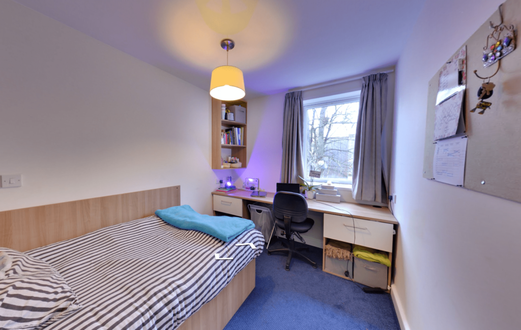 bedroom-oxford-college